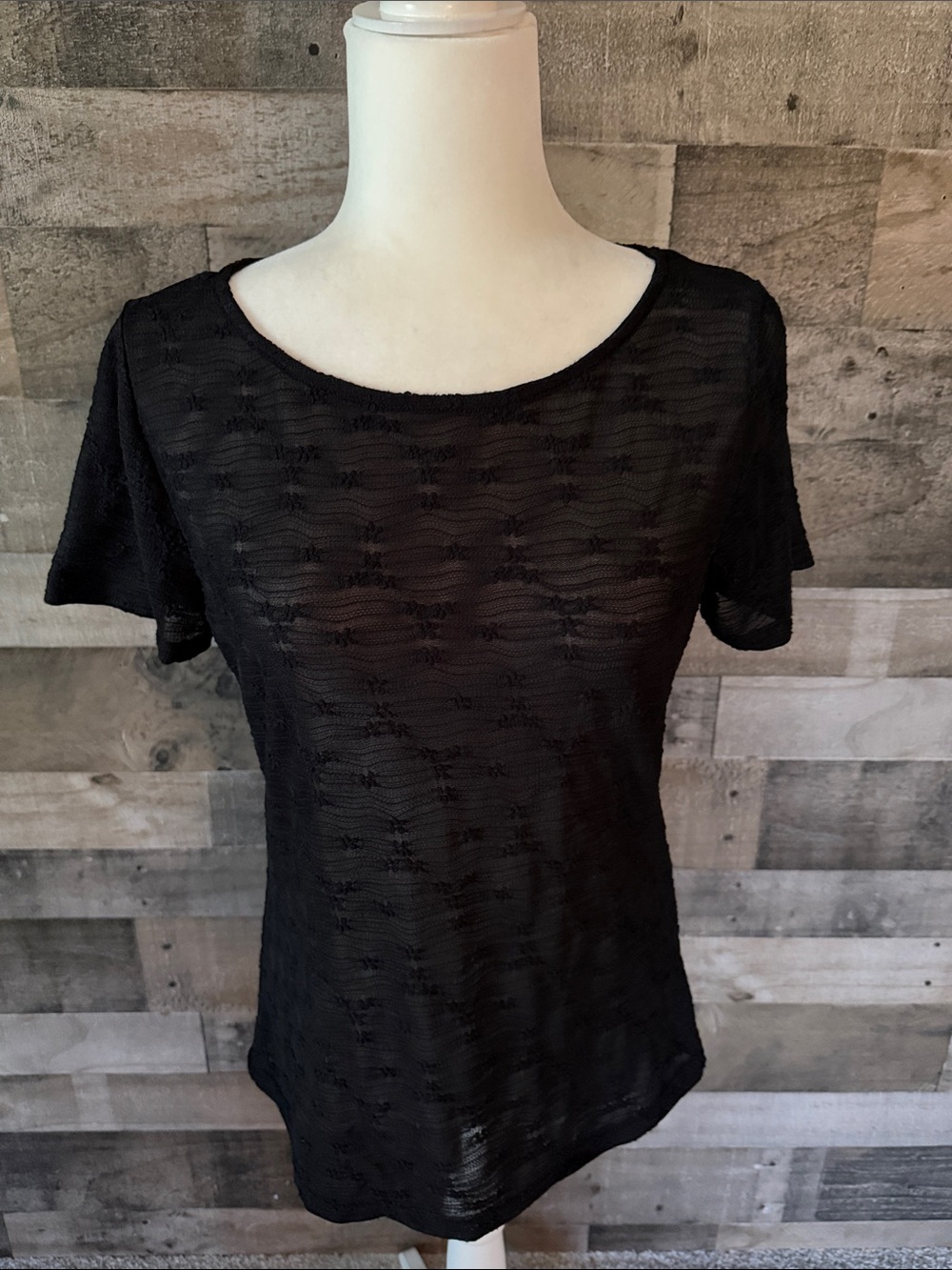 Maurices Short Sleeved Lace Top Size M